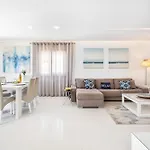Garden Hill Relax & Old Town By Ocvillas Apartmán