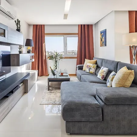 Apartment Garden Hill Relax & Old Town By Ocvillas