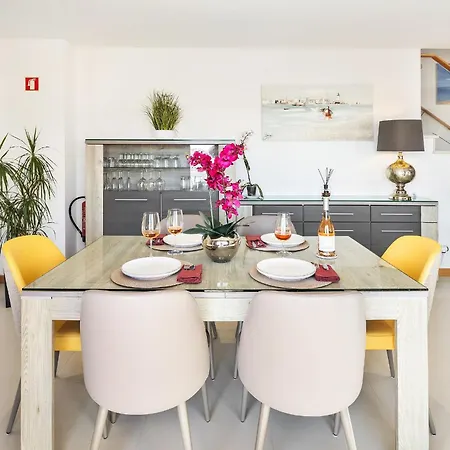 Apartment Garden Hill Relax & Old Town By Ocvillas